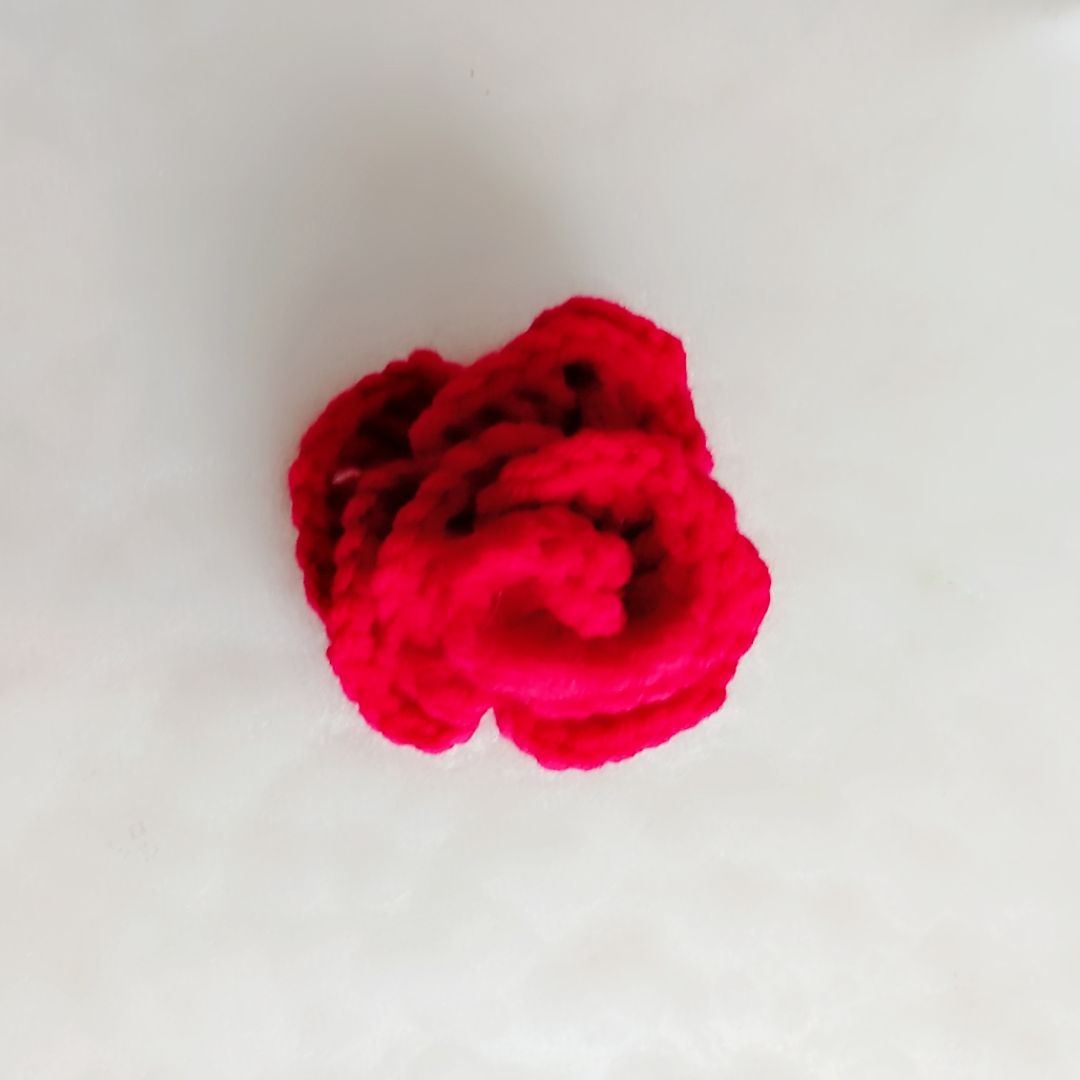 一朵玫瑰花可以做什么装饰品,手把手教你钩玫瑰花