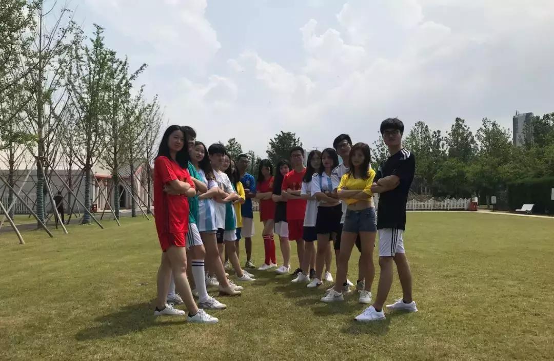 华科毕业生去武大拍毕业照,在武大拍的毕业季宣传片