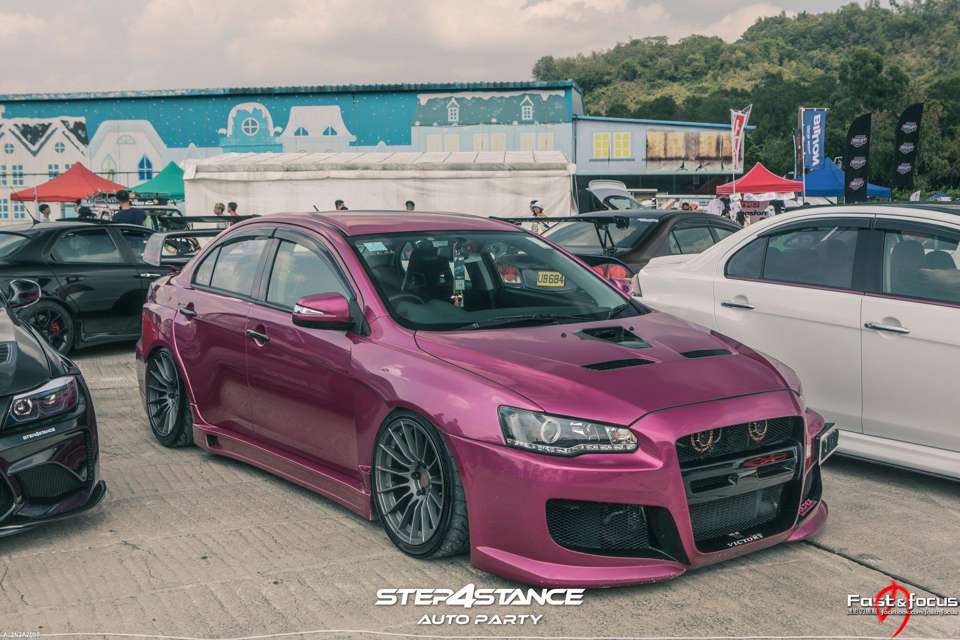 昨天300多部改装车大聚会，怪不得人们都说香港是玩车天堂！