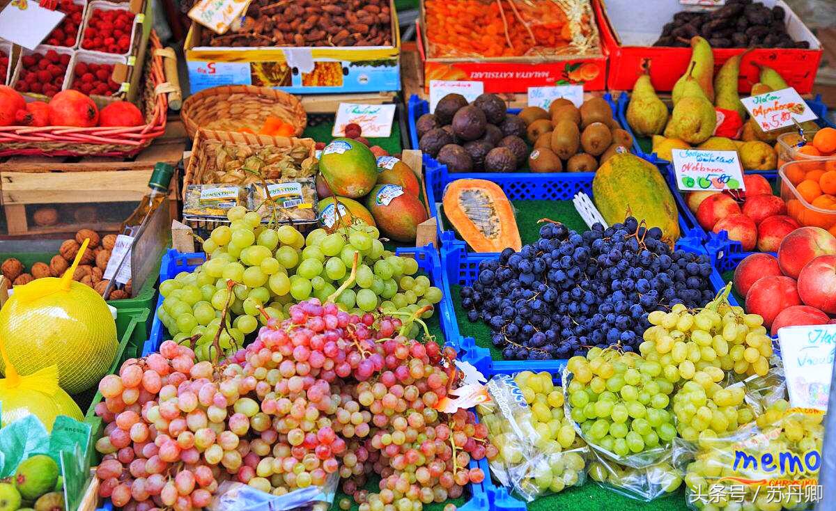 中国游客在德国买水果，12.8欧元1公斤的樱桃直呼真不贵