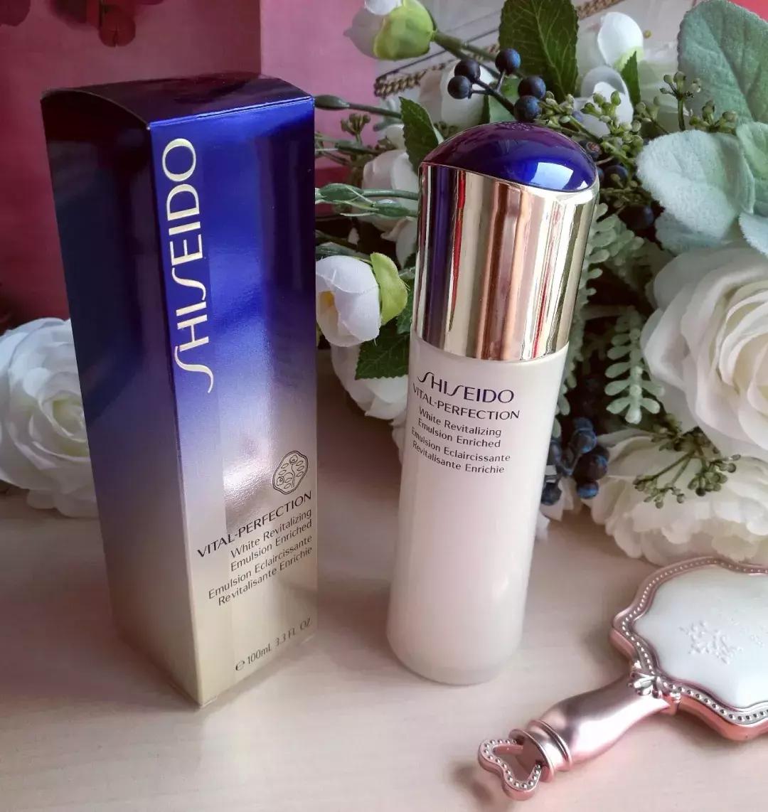 水乳推荐清爽保湿护肤品牌,水乳补水保湿推荐平价