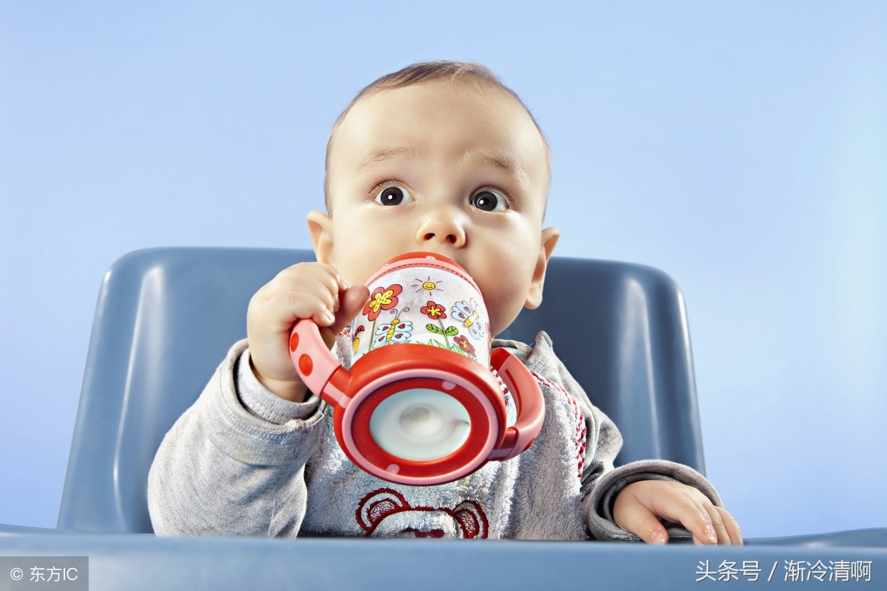 宝宝喝了过期剩奶会怎样,婴儿喝了超过4小时的剩奶怎么办