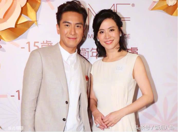 黎姿与关咏荷对比照,关咏荷和黎姿怎么长得一模一样