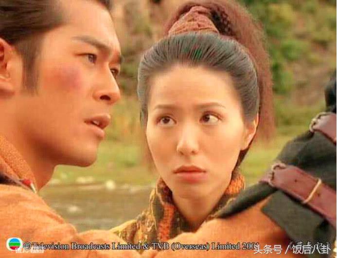 黎姿与关咏荷对比照,关咏荷和黎姿怎么长得一模一样