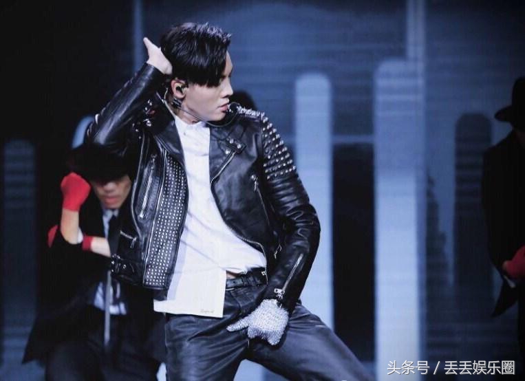 陈伟霆易烊千玺斗舞,易烊千玺和陈伟霆同台