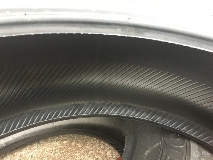 长安cs75plus轮胎爆胎,长安cs75爆胎怎么回事