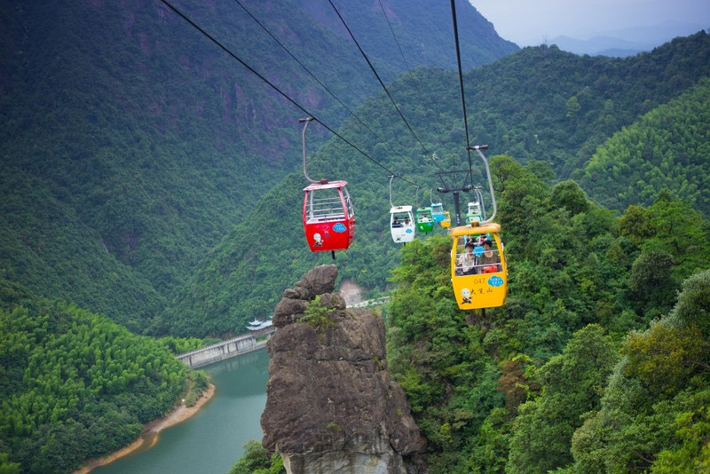 深山峡谷中的江西大觉山,江西大觉山风景优美