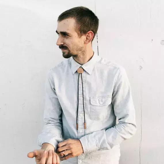 怎样选择领带和领结,搭配领带还是领结