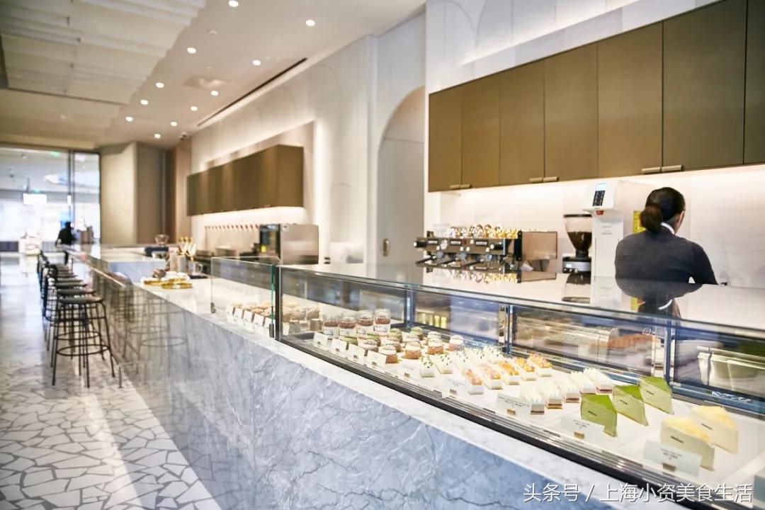 网红店的没落从无人排队开始,排队很久的网红店真的没有意义