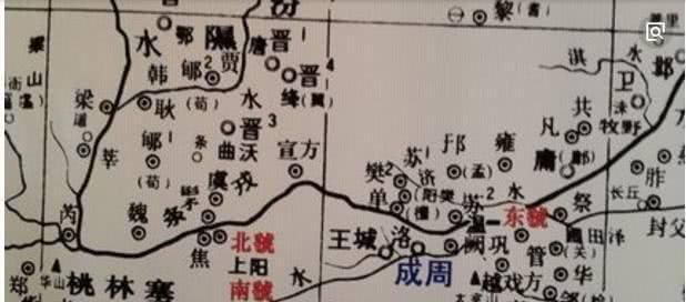 农村小伙发现一座古墓寻宝,农村小伙闯入深山发现墓