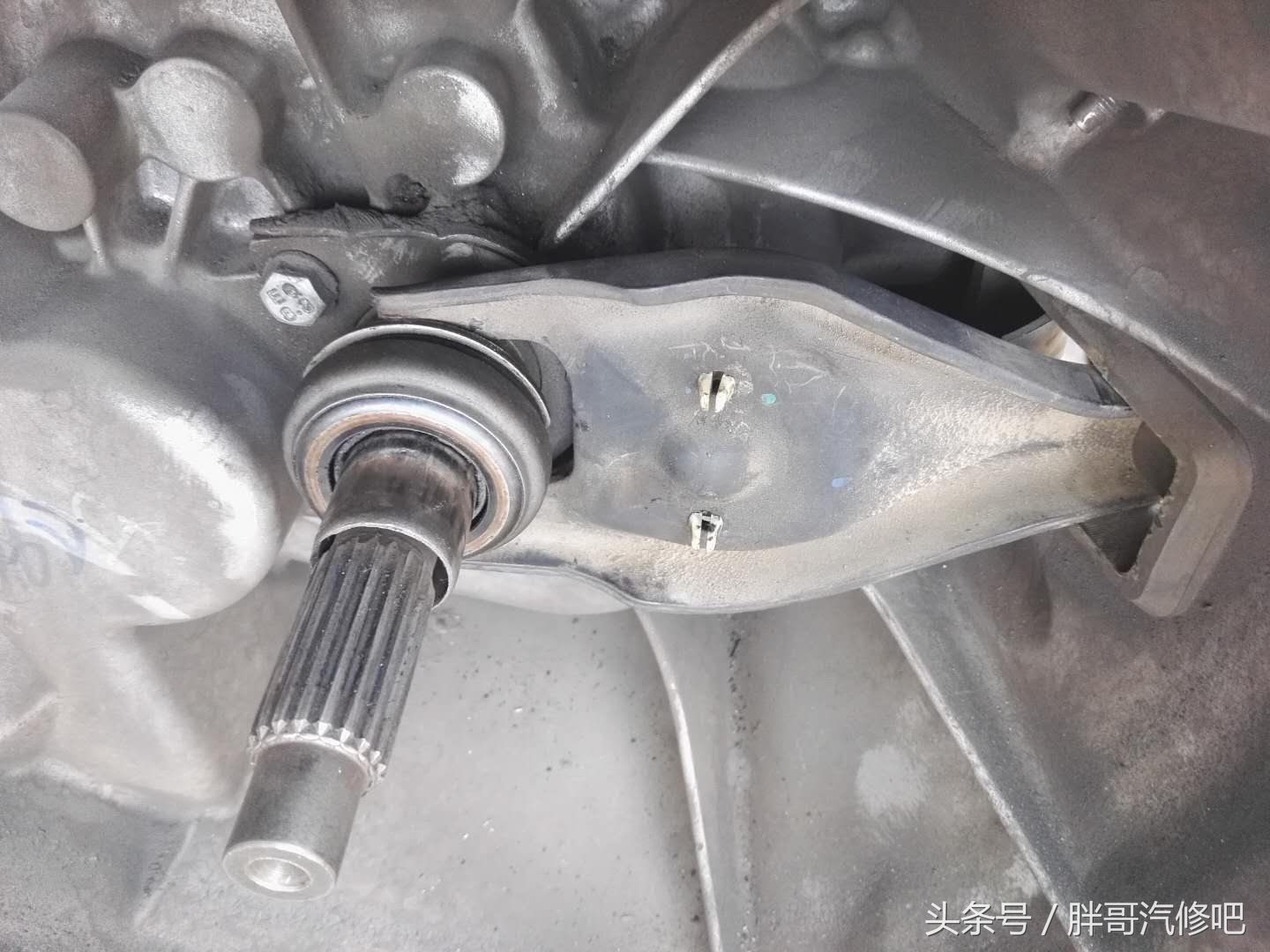 胖哥离合器异响解决方法,胖哥试车标致4008视频