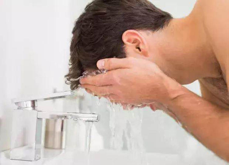 适合男生用的氨基酸洗面奶,男士护肤小妙招洗面奶