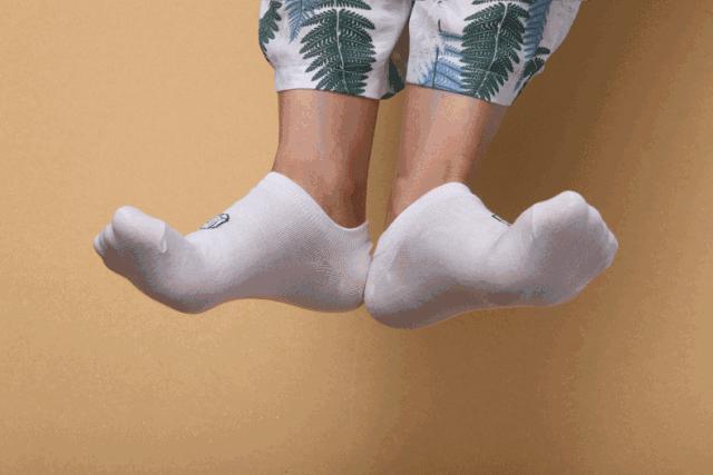 一条精选｜中国人种这种草做成袜子，脚不臭了