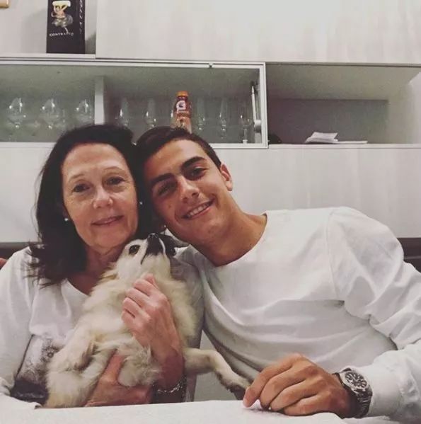 世界杯女朋友必备须知,世界杯期间合格女友行为指南