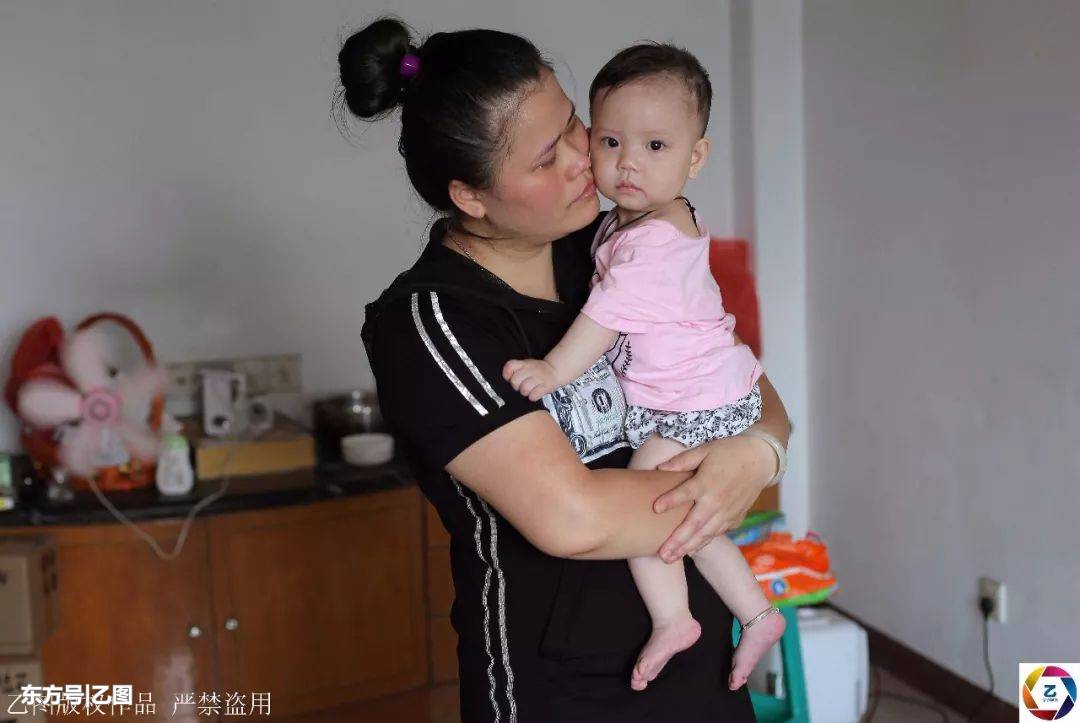 大眼宝宝爸爸,大眼宝宝太可爱了