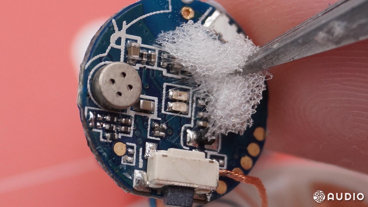 睿量蓝牙耳机tws10i拆解,tws无线蓝牙耳机真实评测推荐