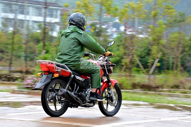 性价比高的雅马哈150摩托车推荐,雅马哈动力版天剑150z摩托评测