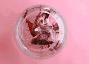 2018世界杯期间，如何正确吃小龙虾？