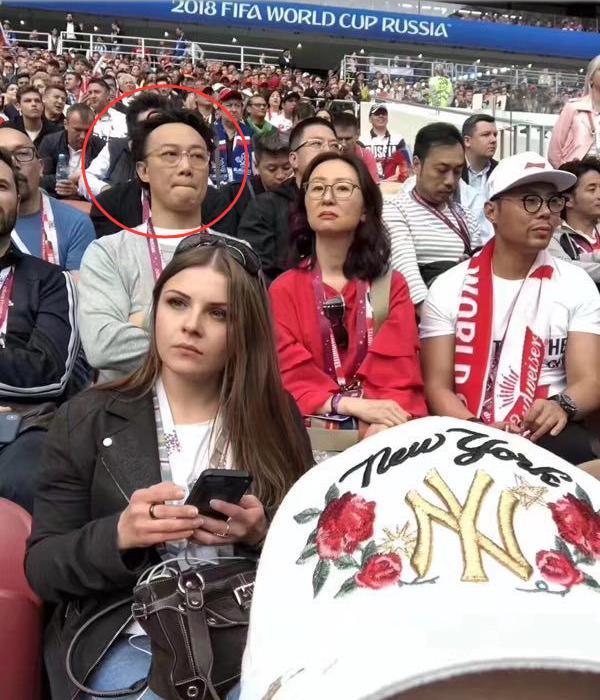 吴秀波与陈奕迅现身世界杯,网友:不开演唱会,看什么世界杯