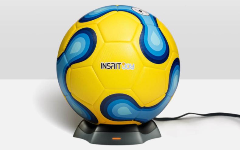 鏃犵嚎鍏呯數鍙互鍏呯潃鎵撴父鎴忓悧,鏃犵嚎鍏呯數瓒崇悆