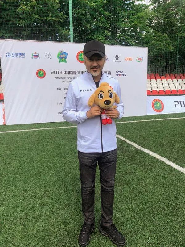 世界杯陈奕迅开幕式视频,陈奕迅世界杯现场观看