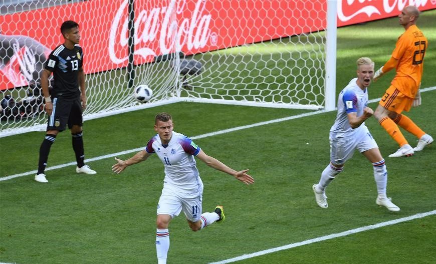 创历史！芬博加松打入冰岛世界杯第一球！