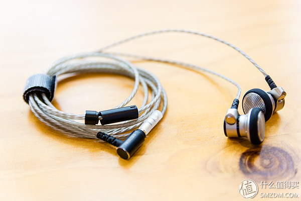 阿思翠lyraclassic耳机评测,阿思翠天琴座平头耳塞