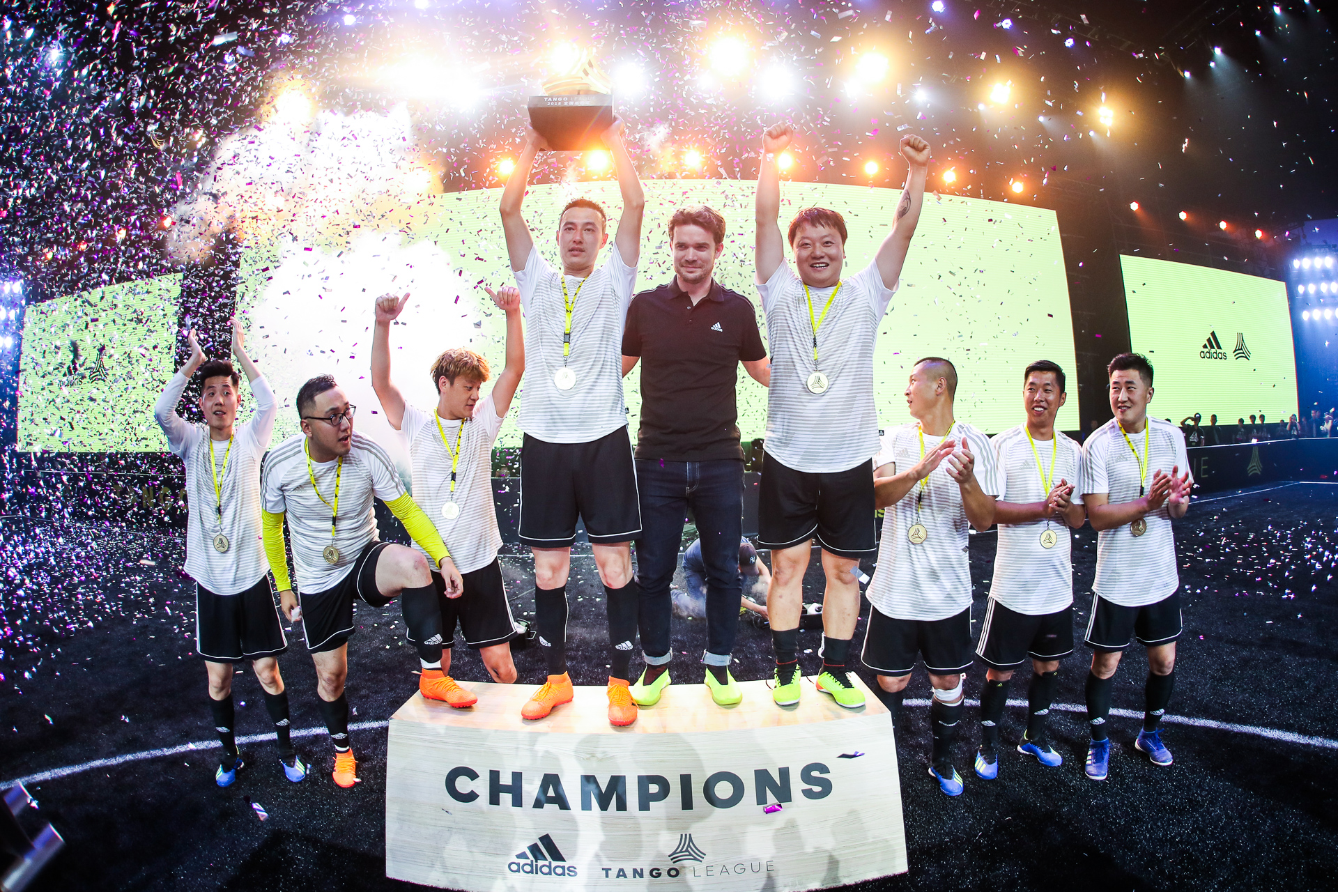 阿迪达斯欧洲决赛,阿迪达斯2022世界杯逐梦之旅