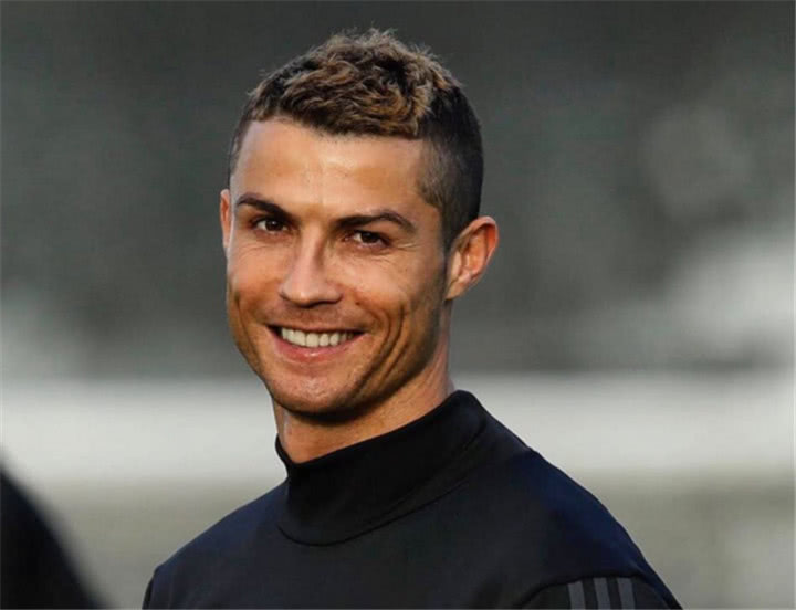 大罗小罗c罗梅西小贝谁最厉害,大罗小罗c罗j罗有血缘关系吗