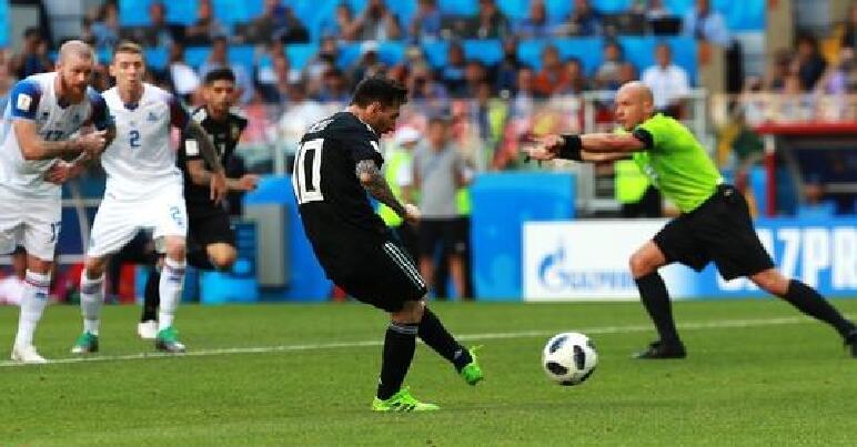 人口仅33万人的冰岛国足队如何战平阿根廷?全民足球拒绝英雄主义