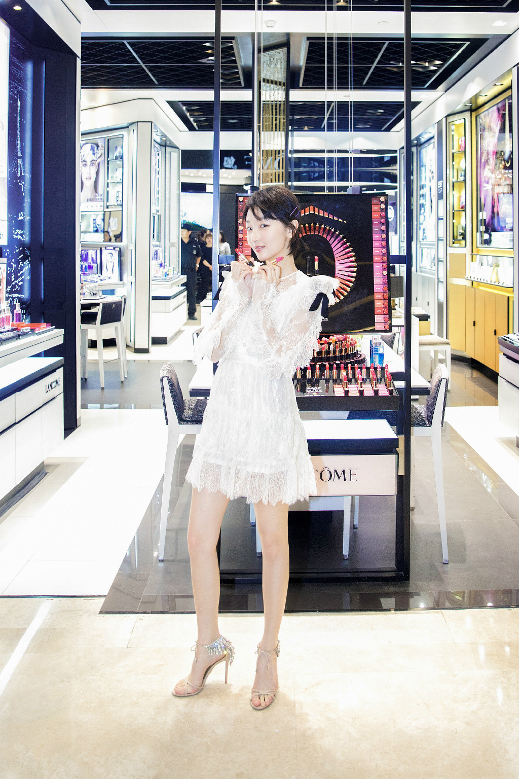 lancome兰蔻菁纯玫瑰奢享展上海,丹尼斯大卫城兰蔻专柜三八节活动