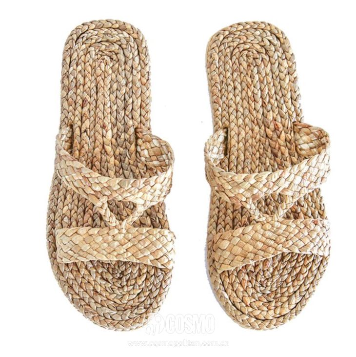 刘雯穿的小黑鞋运动鞋,刘雯复古高级鞋