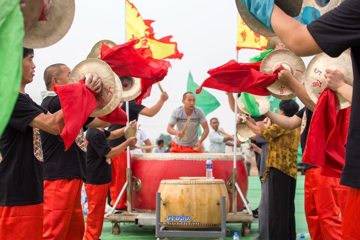 好厉害的大巨鹿一串红杏就过成了大年