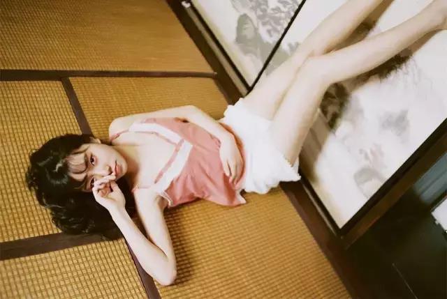 夏日写真服饰大解析!这11件拍照必备单品你都有了吗?