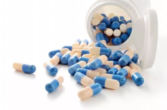 注意这些药不能掰开吃,吃药要注意这两种不要掰开吃