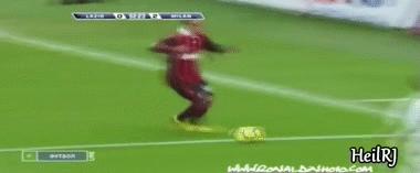 足坛球星经典动作,足坛标志性进球动作