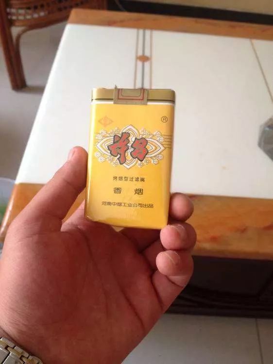 收藏500种酒瓶,涨知识许昌