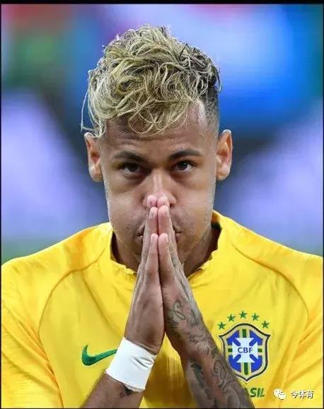 内马尔最新恢复训练,内马尔重回赛场康复训练