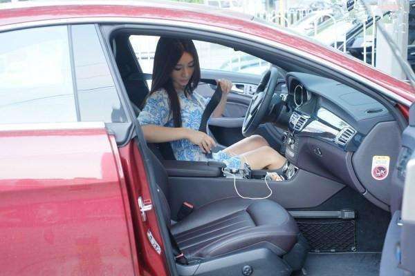 开车安全带勒腹部,开车时安全带勒锁骨