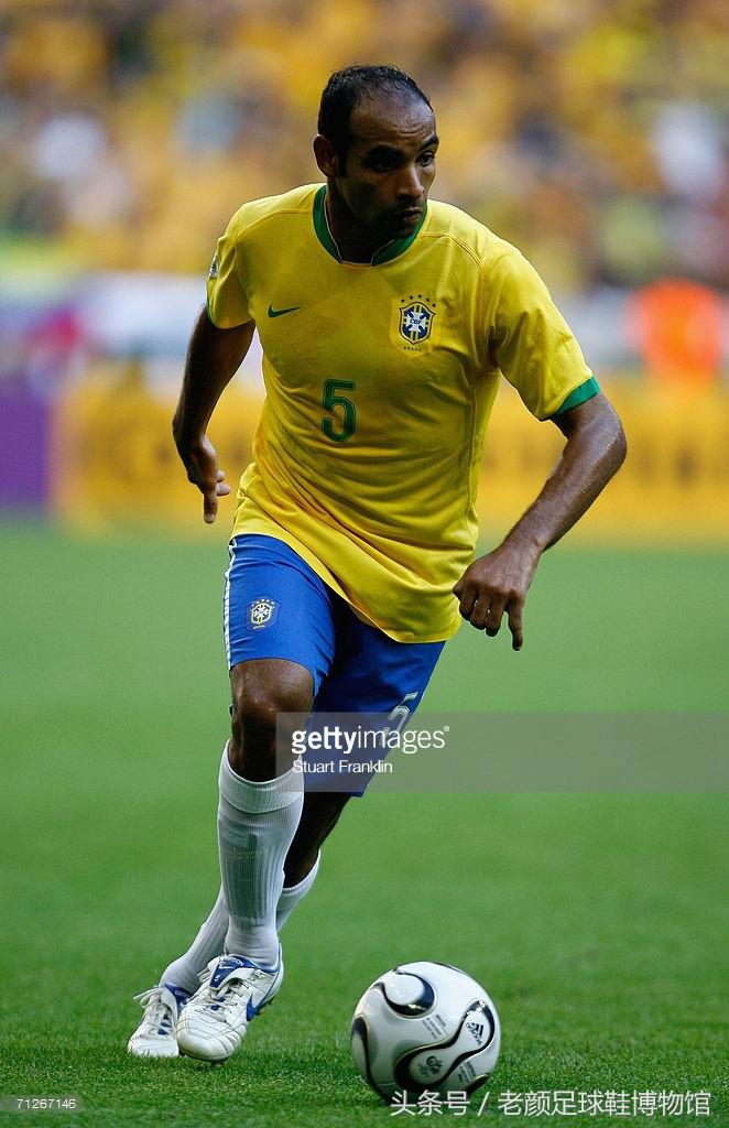 06年世界杯宣传nike,世界杯最火的足球鞋