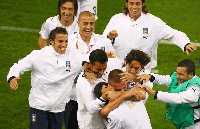 2014年世界杯决赛贺炜解说词,贺炜世界杯结束解说词配伤感音乐