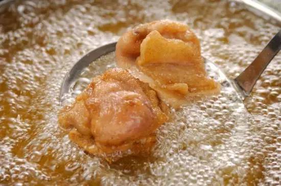 吃不完的鸡蛋壳千万不要再扔了,用完的鸡蛋壳千万别扔有大用途