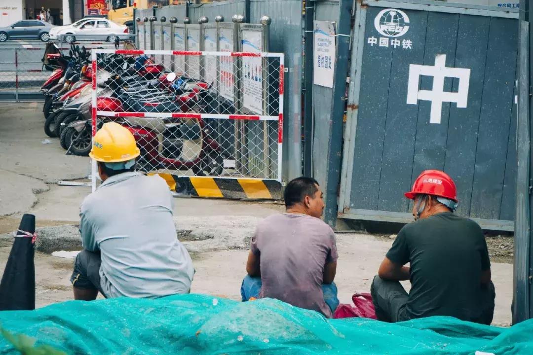 新都人：没有经受住650的*躏蹂**，你好意思享受地铁的快捷？