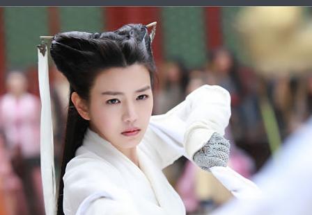 陈妍希c罗,明星也喜欢c罗