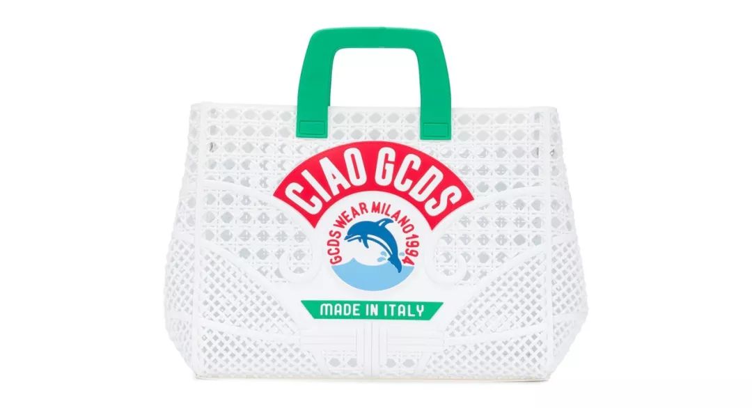 下雨天适合背什么牌子的奢侈品包,下雨天能背的lv包