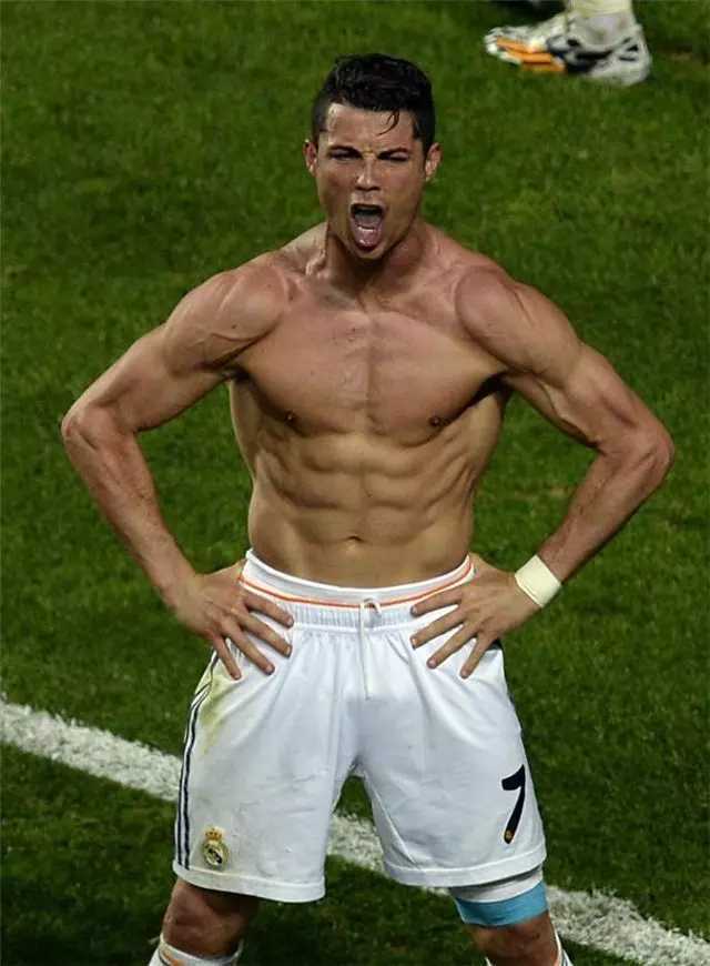 c罗有8块腹肌,c罗有多帅的腹肌