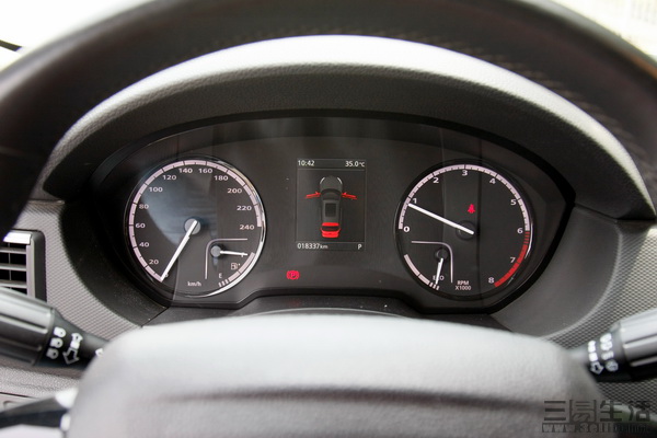 年轻人的第一台suv观致5,观致5suv功能介绍