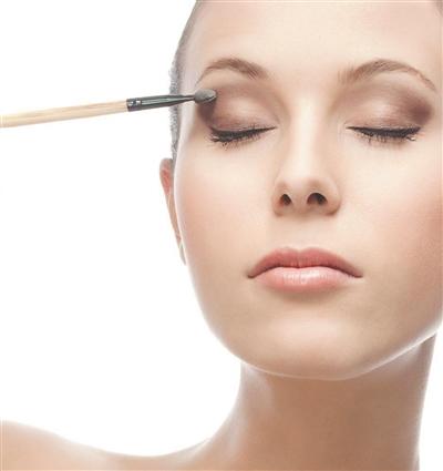 风头盖过杨幂吗,2019口红眼影