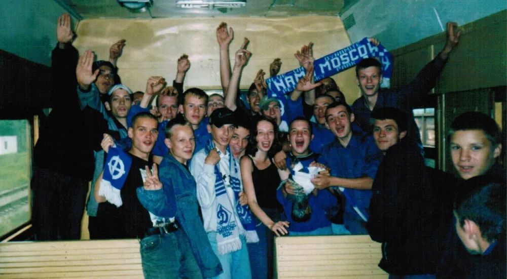 俄罗斯暴打英国足球流氓,俄罗斯足球怎么这么强