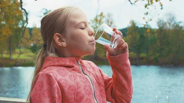 全球水最干净的国家，水龙头的水可以直接喝，为保护水投资30亿！